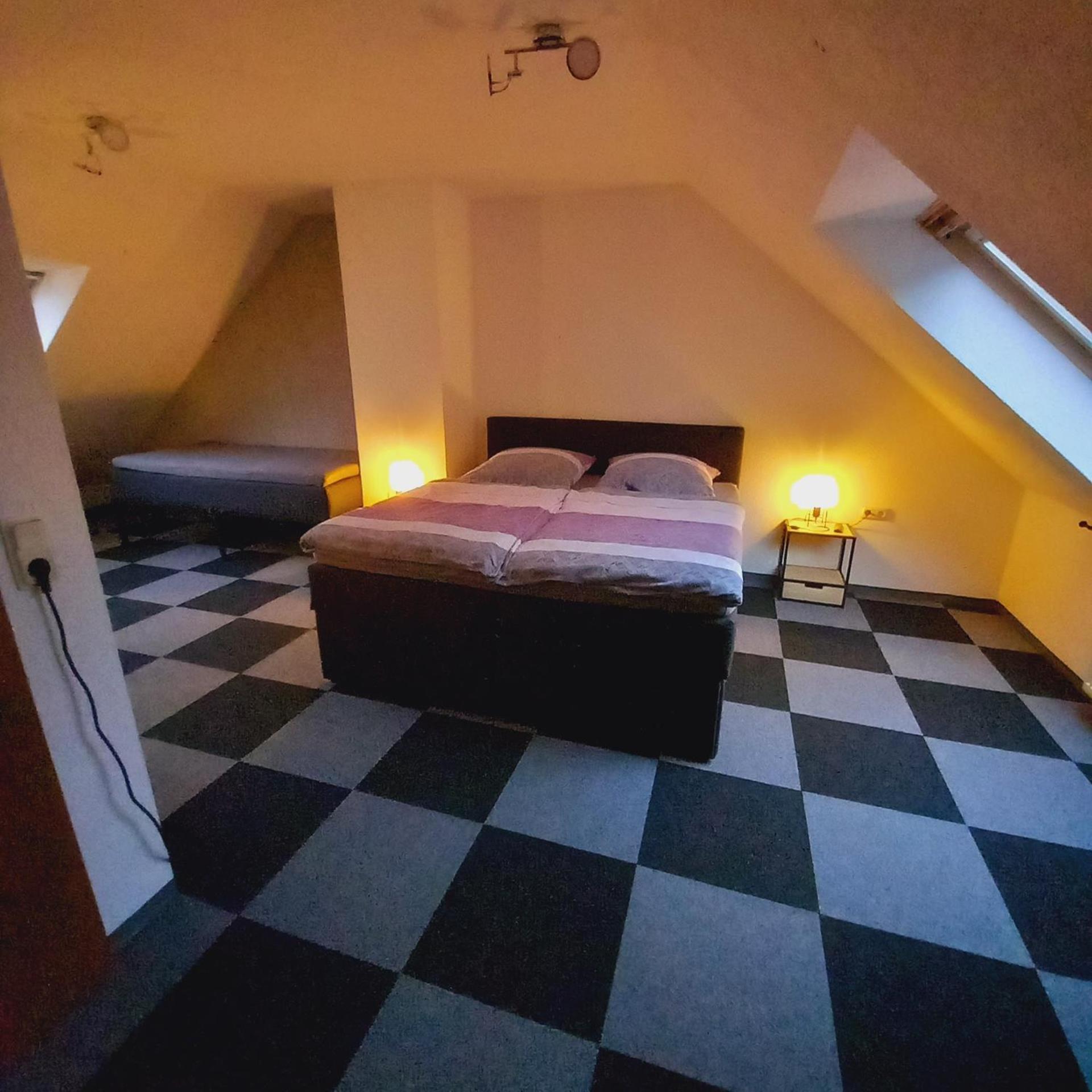 Zur Alten Metzgerei Alf Esterno foto